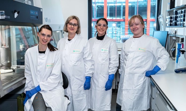 Dr Bronwyn Tomlinson, Dr Fiona Leslie, Dr Maria Georgiou, Madeleine Kay Share with us thir advice to young girls with an interest in science